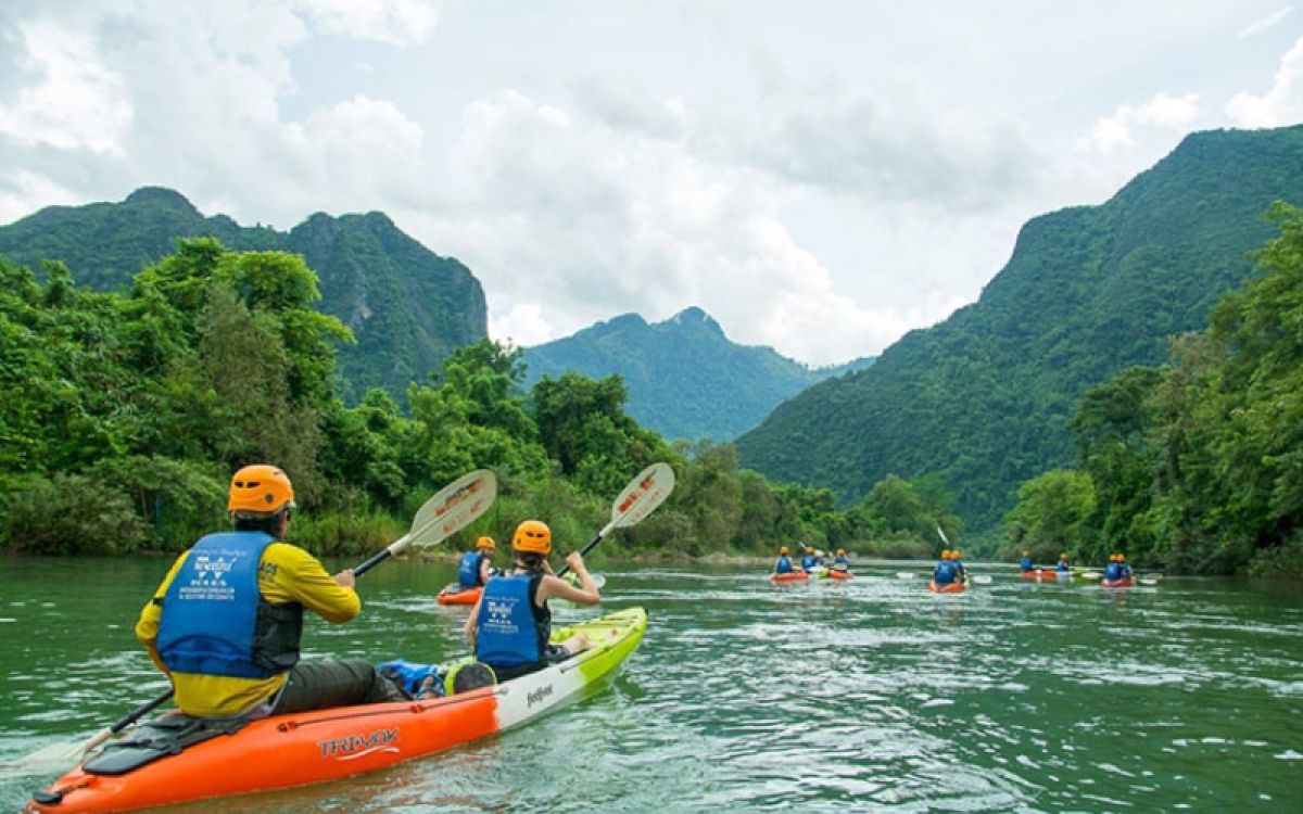 Viagem em Laos Exploração Natural em 10 Dias