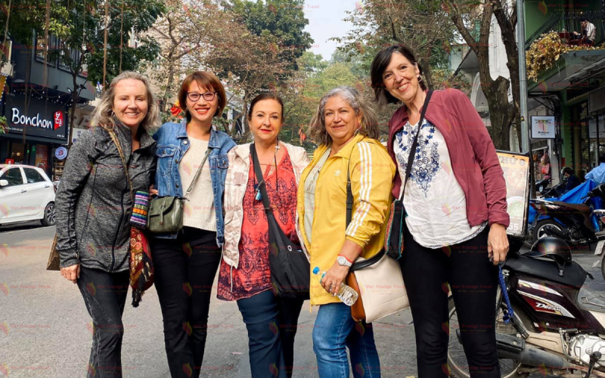 Tour em família no Vietnã Tailândia e Singapura por 14 Dias