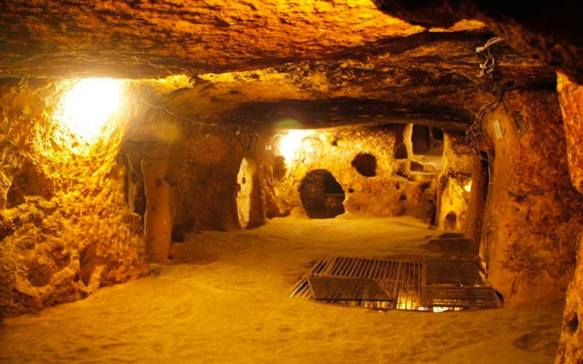 Pacote Turístico para Indochina por 16 Dias