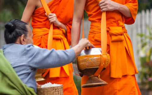 Explorando Indochina Vietnã Laos e Camboja por 10 Dias